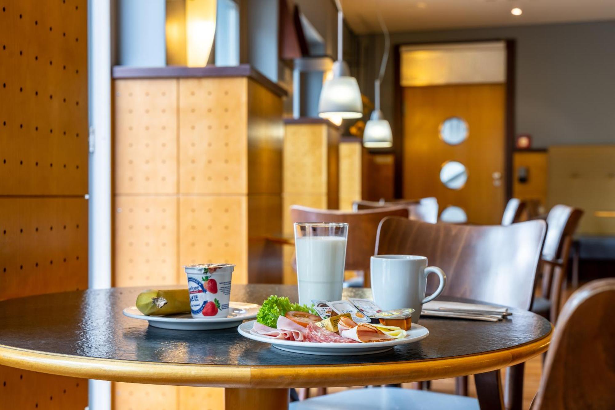 Hotel Leipheim Sued Extérieur photo