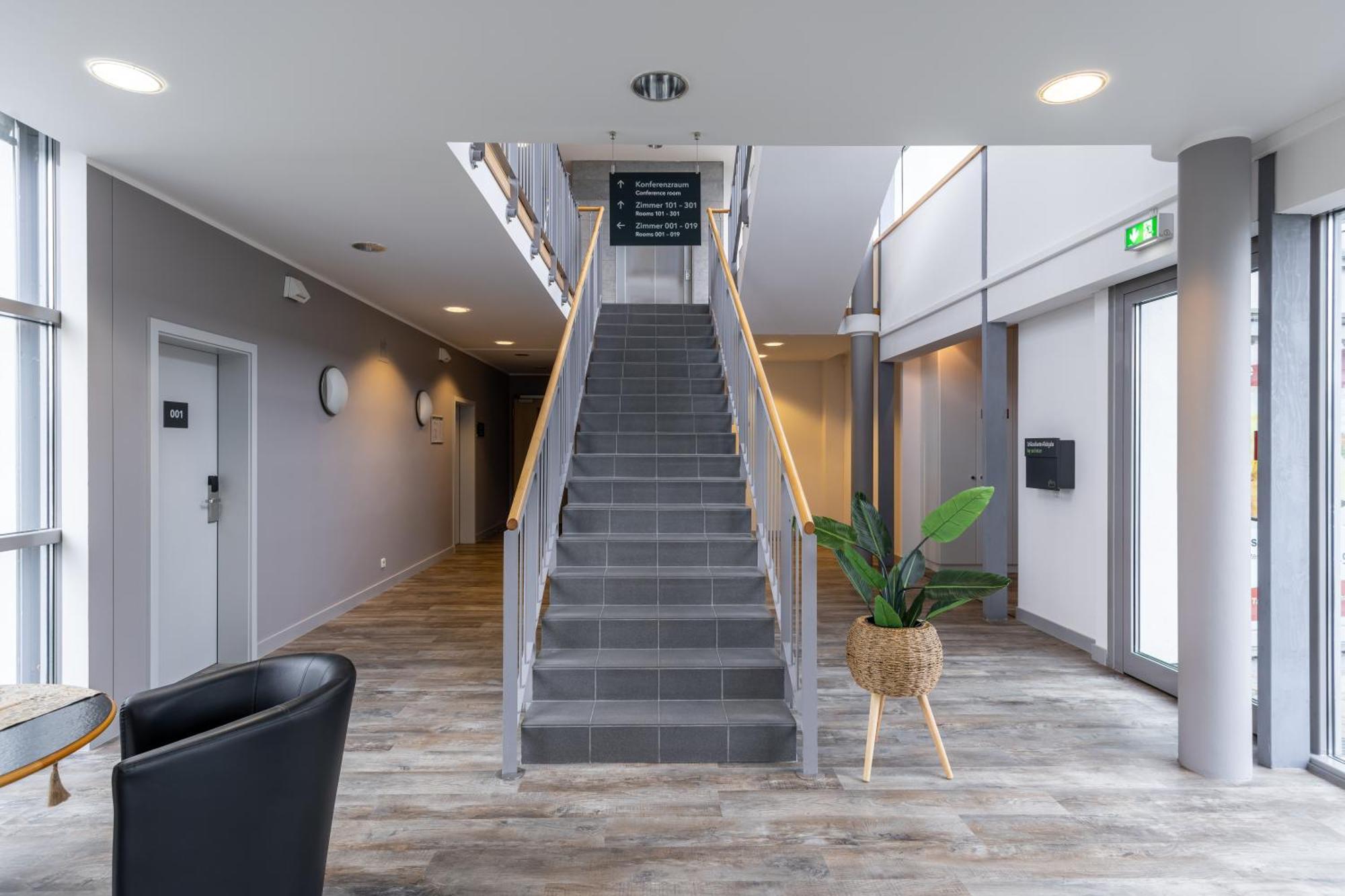 Hotel Leipheim Sued Extérieur photo