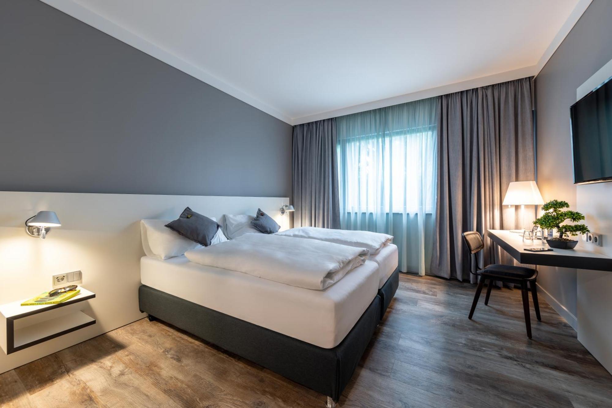 Hotel Leipheim Sued Extérieur photo