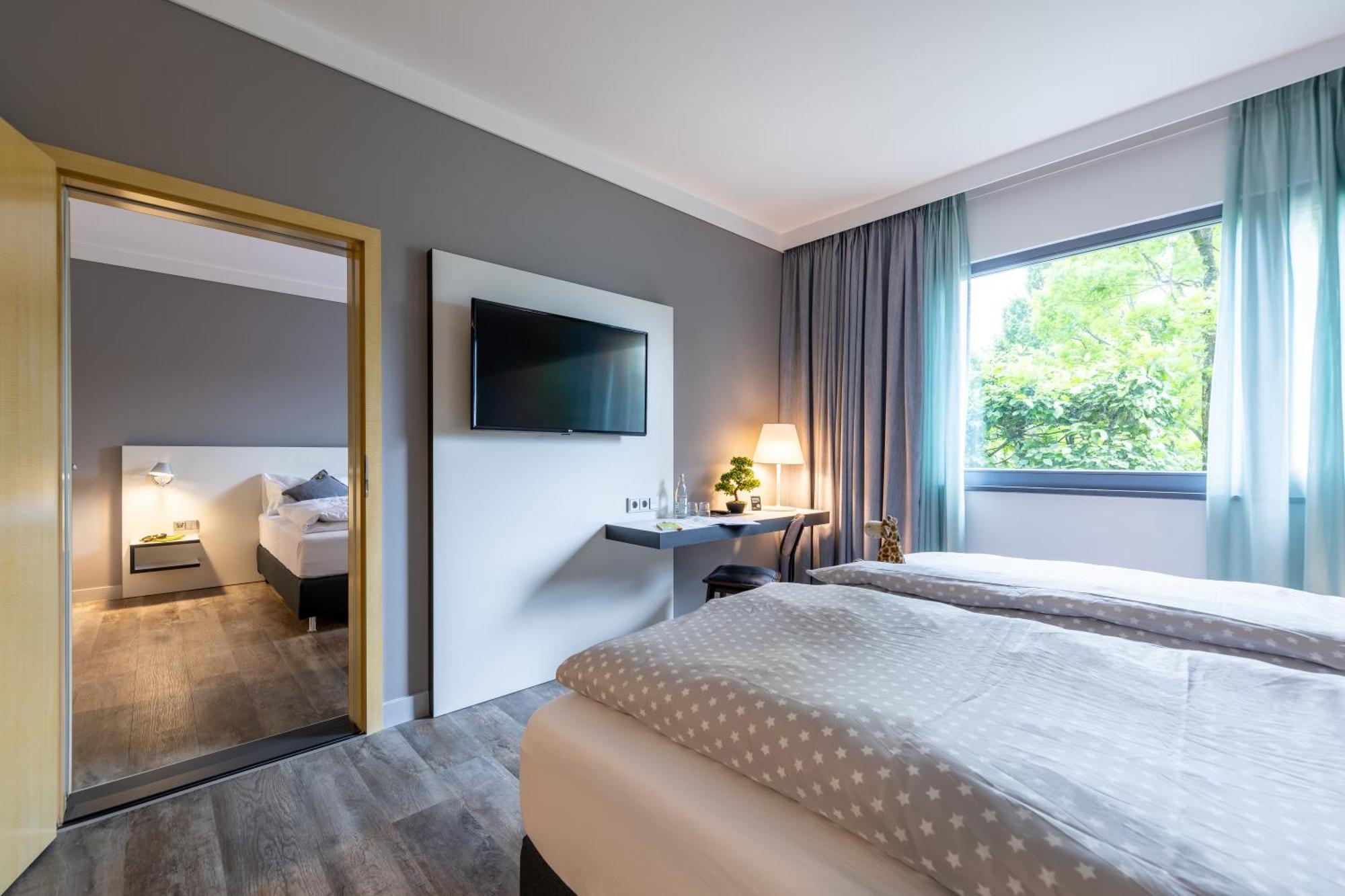 Hotel Leipheim Sued Extérieur photo