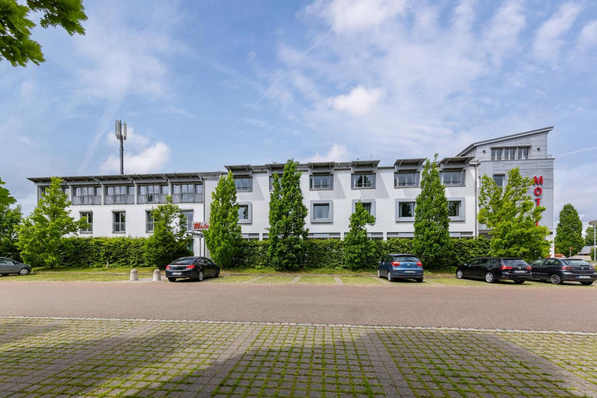 Hotel Leipheim Sued Extérieur photo