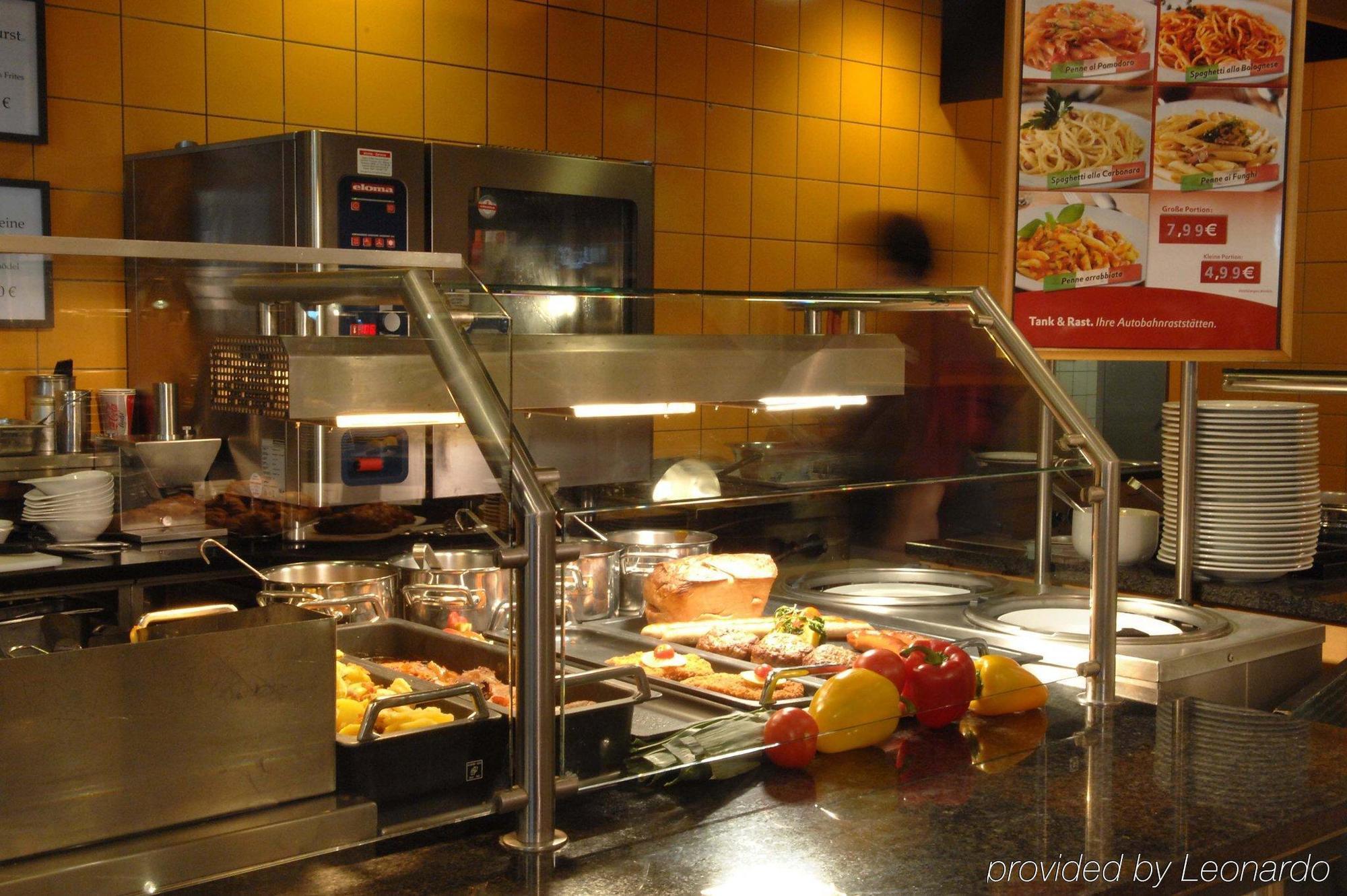 Hotel Leipheim Sued Restaurant photo
